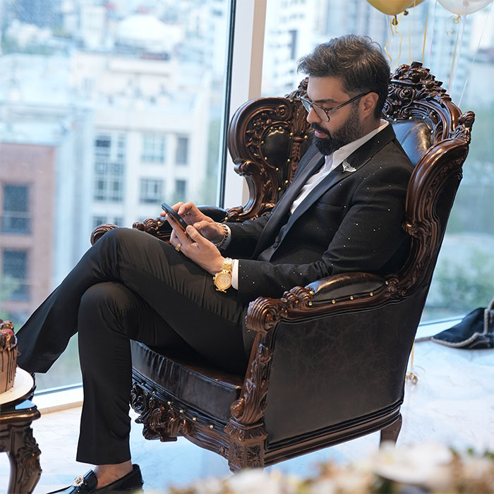 دکتر ماکان آریا پارسا